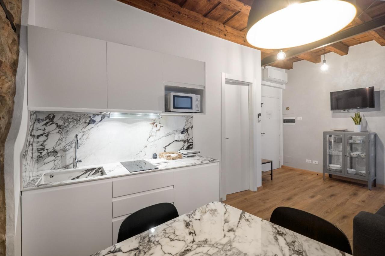 Flats4Rent Casa Di Tea Lägenhet Verona Exteriör bild